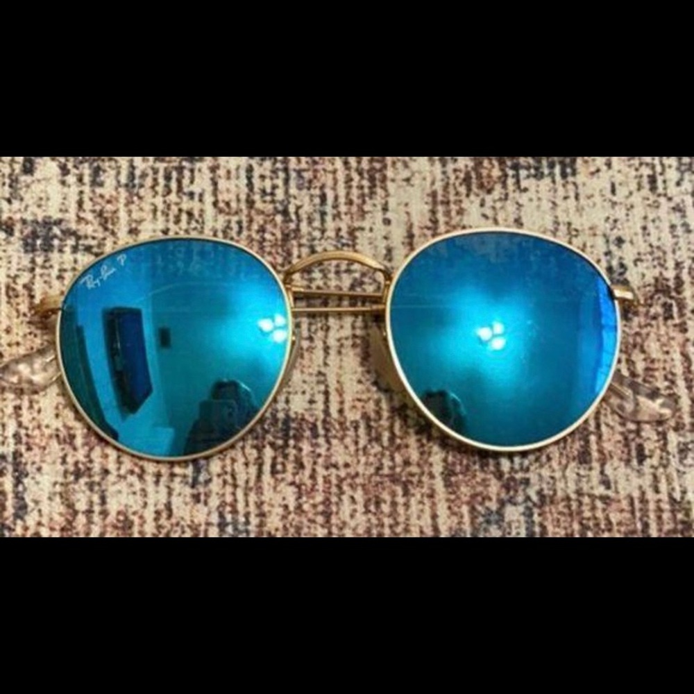 Blue polarized ray bans
